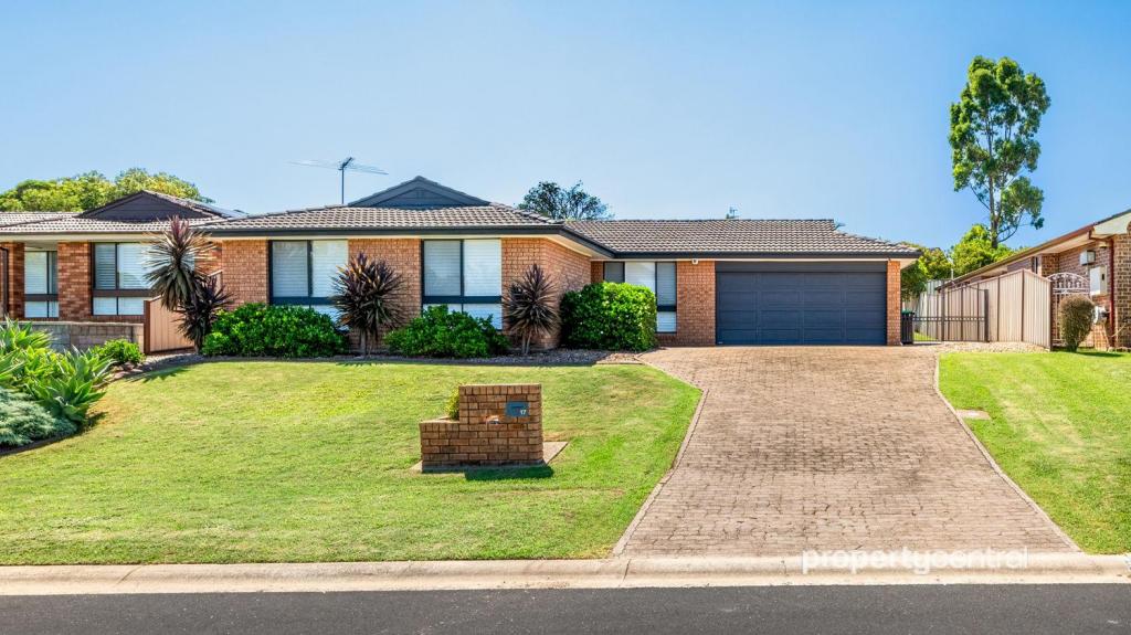 17 Martha Cres, Cranebrook, NSW 2749