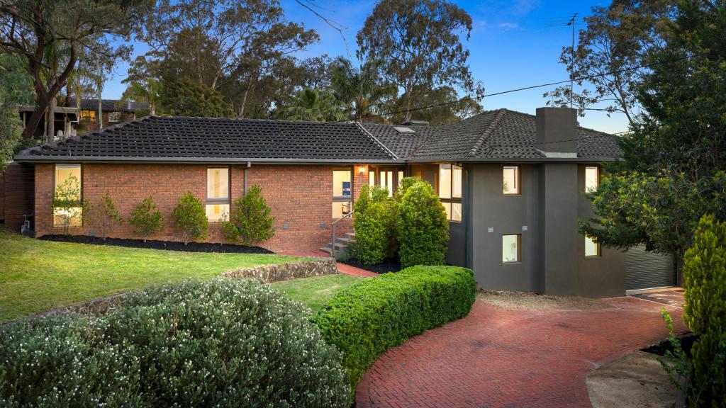 6 NIOKA CT, ELTHAM, VIC 3095