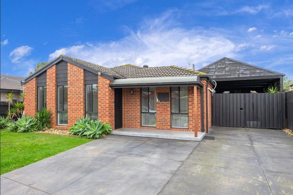 3 Sue Pl, Carrum Downs, VIC 3201