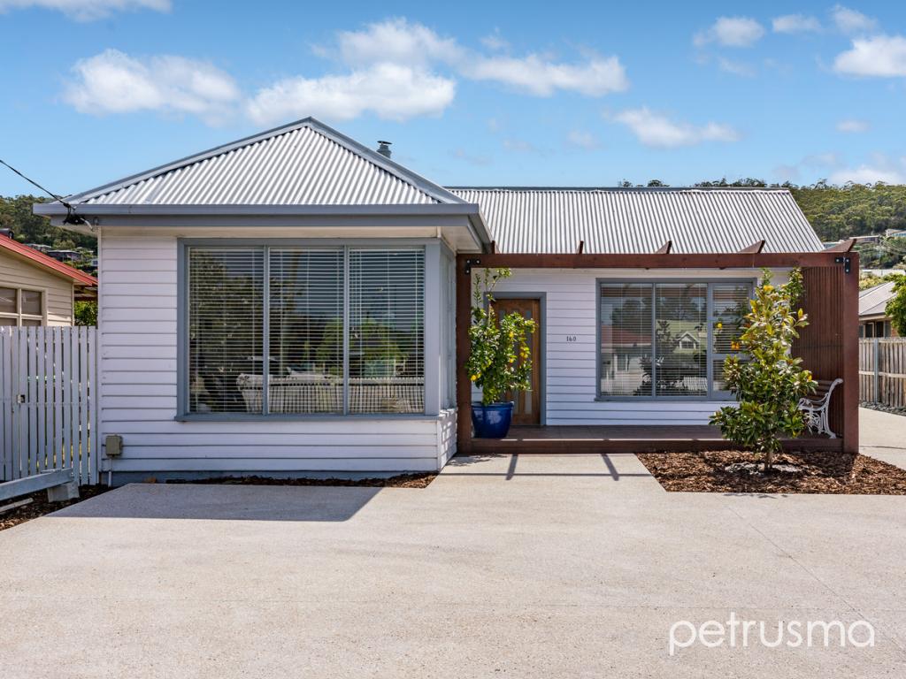 1/160 Clarence St, Bellerive, TAS 7018