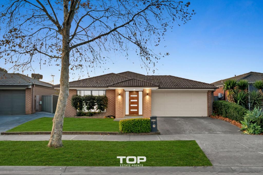 6 BEAGLE ST, CRANBOURNE EAST, VIC 3977
