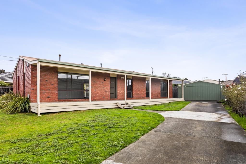 29 Burleigh Dr, Grovedale, VIC 3216