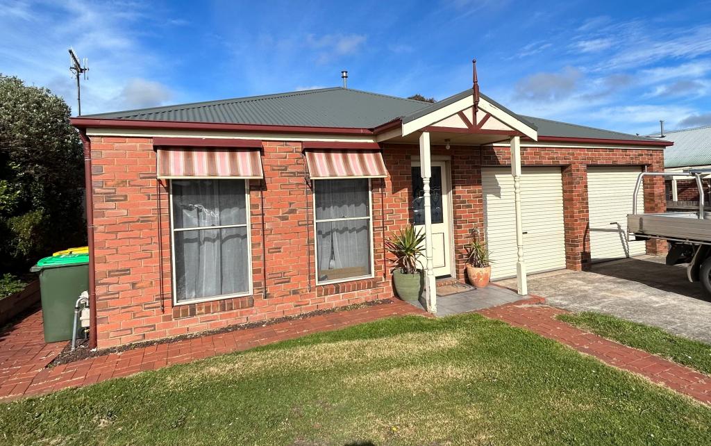 2/1 Melanesia Ct, Warrnambool, VIC 3280