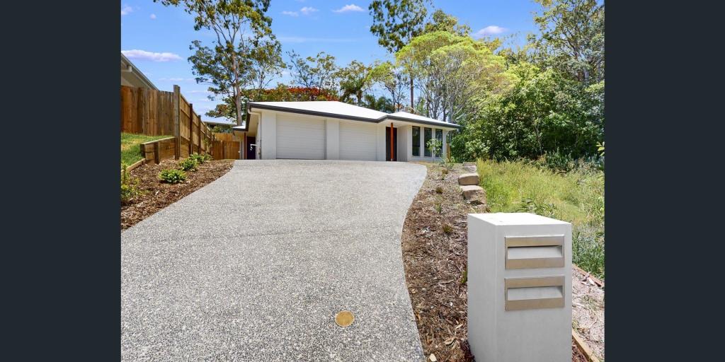 2/5 Savannah Ct, North Ipswich, QLD 4305