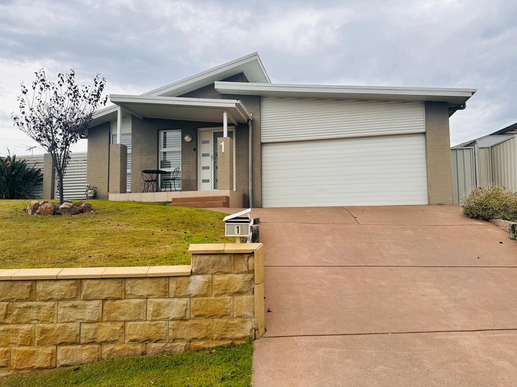 1 Traminer Gr, Cessnock, NSW 2325