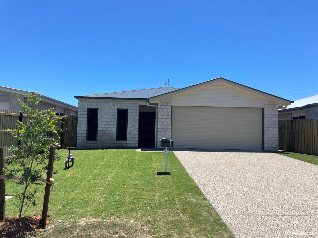 64 SHELL ST, URANGAN, QLD 4655