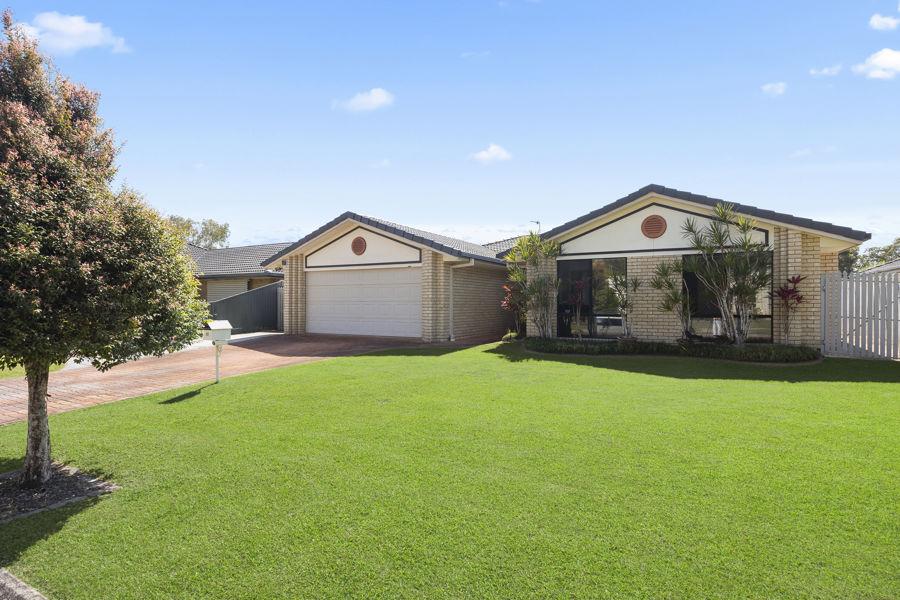 27 Edgewater Pl, Sippy Downs, QLD 4556