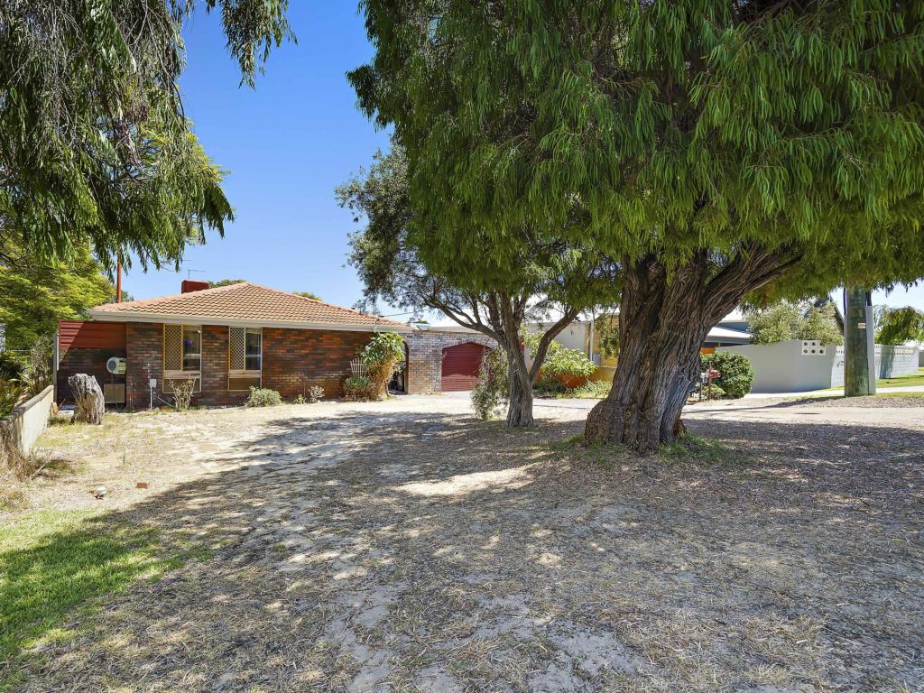 51 Carlisle St, Shoalwater, WA 6169