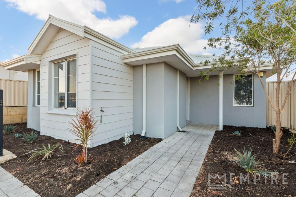 18 Mclaren Ave, Beeliar, WA 6164