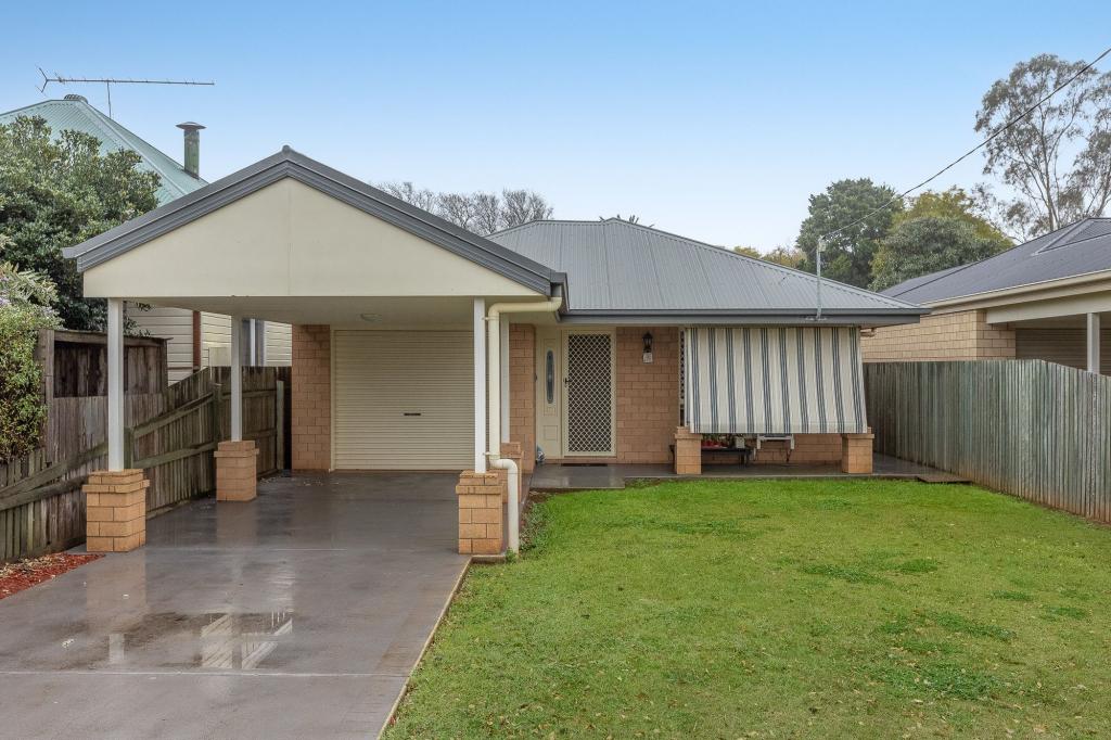 1b Buckland St, Harristown, QLD 4350