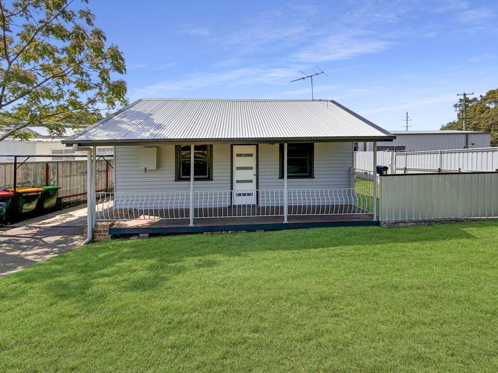 3 Park St, Teralba, NSW 2284