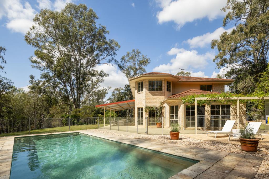 107 Greentrees Ave, Kenmore Hills, QLD 4069