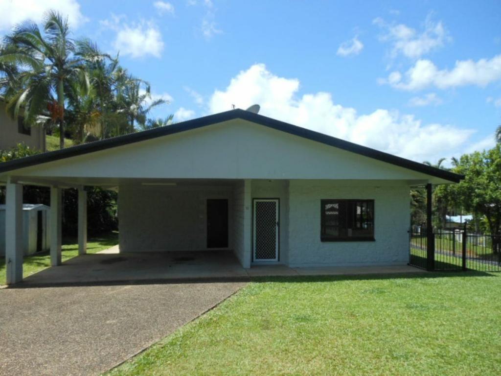 10 Robin Cl, Bayview Heights, QLD 4868