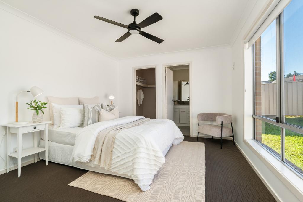 6 Blacket Pl, Hamilton Valley, NSW 2641