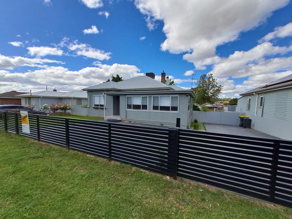 37 Currawong St, Young, NSW 2594