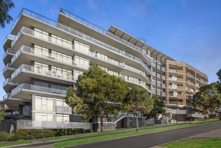 202/60 Edgewater Bvd, Maribyrnong, VIC 3032