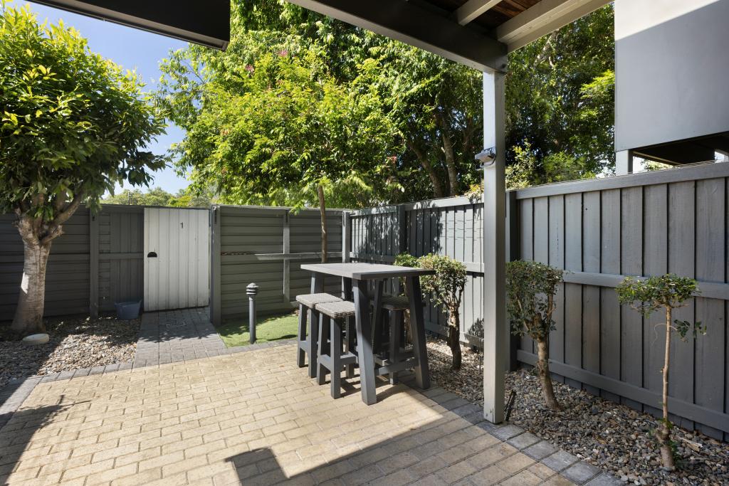 1/17 Fairlawn St, Nathan, QLD 4111