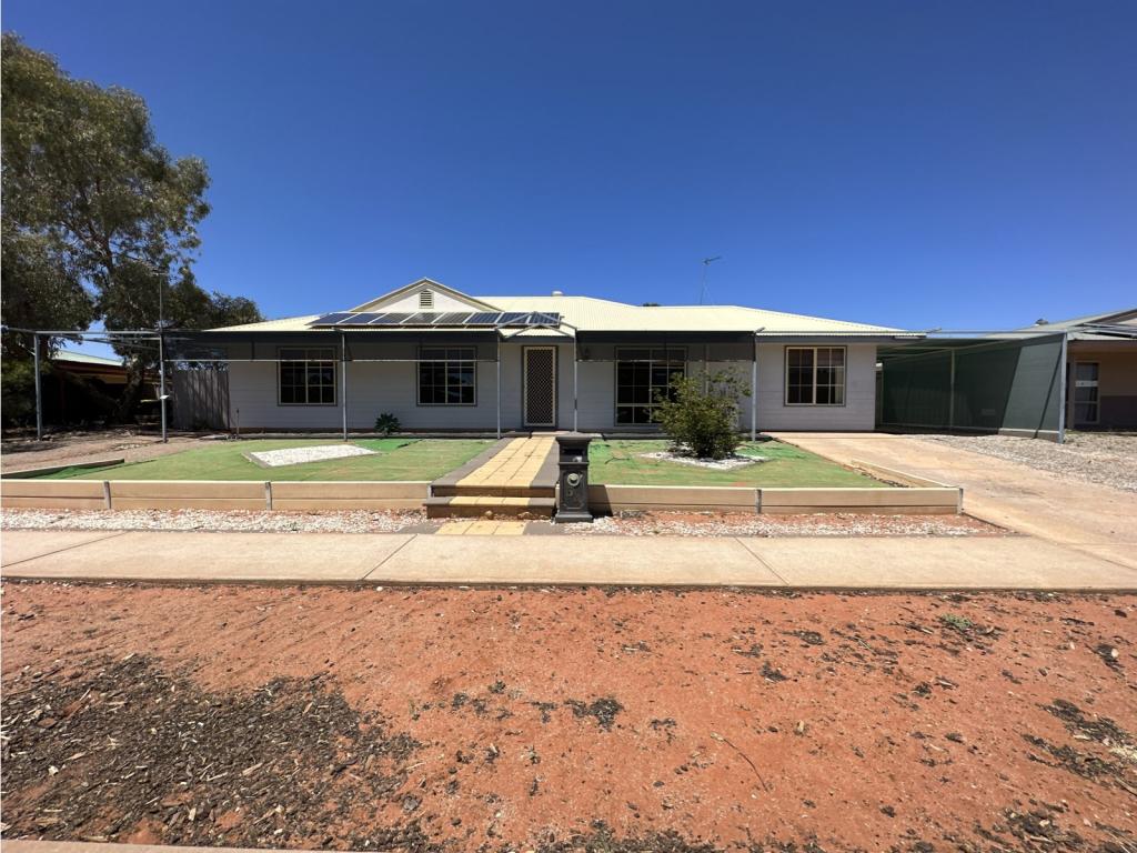 64 Stuart Rd, Roxby Downs, SA 5725