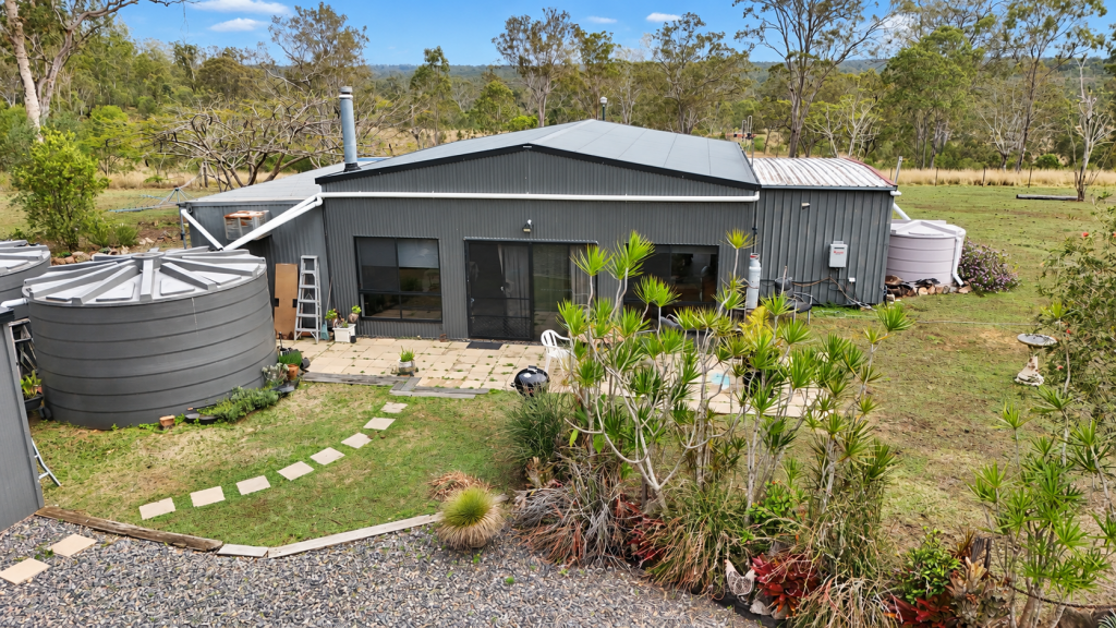 420 Mount Bucca Rd, Abbotsford, QLD 4670