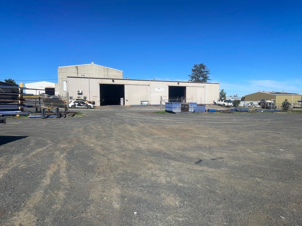 Shed 3 & Yard A/311-313 Taylor St, Wilsonton, QLD 4350