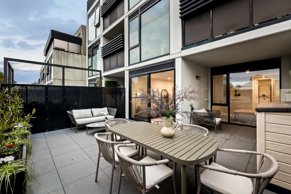 14/5 BEAVERS RD, NORTHCOTE, VIC 3070