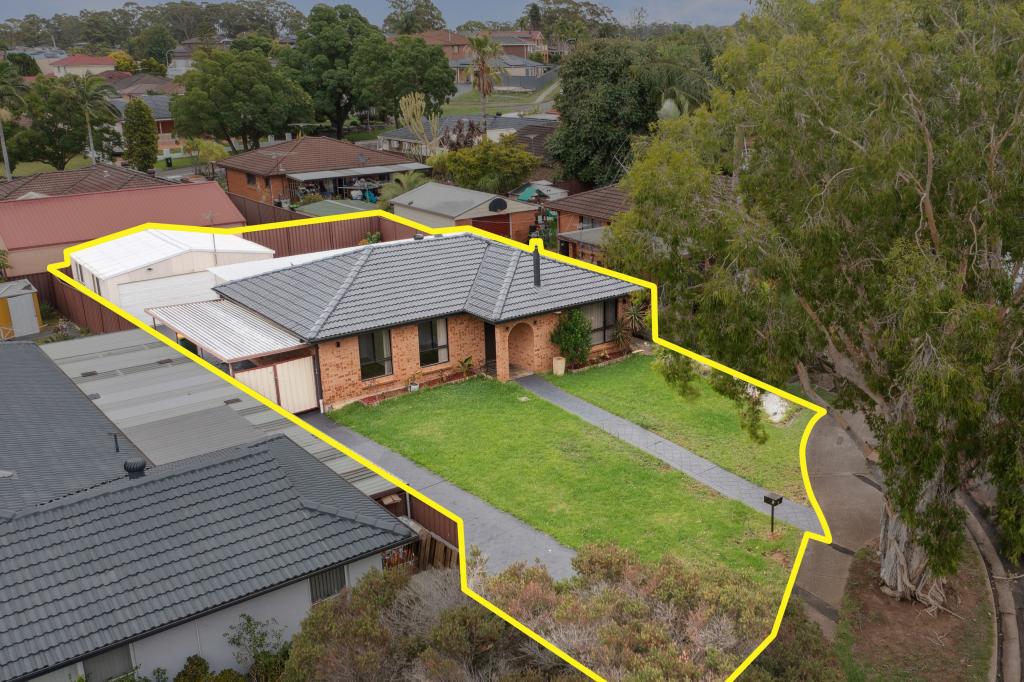 5 Harah Cl, Bonnyrigg, NSW 2177