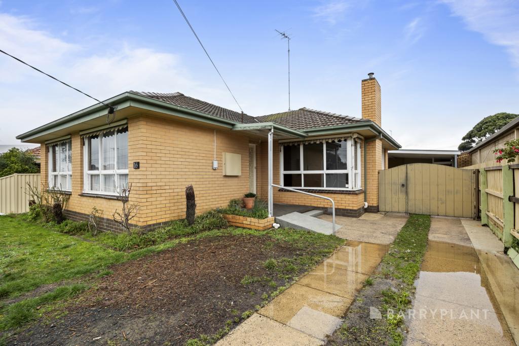 16 Margaret St, Wendouree, VIC 3355