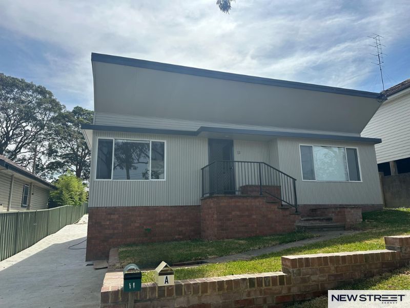11 Johnstone St, Cardiff, NSW 2285