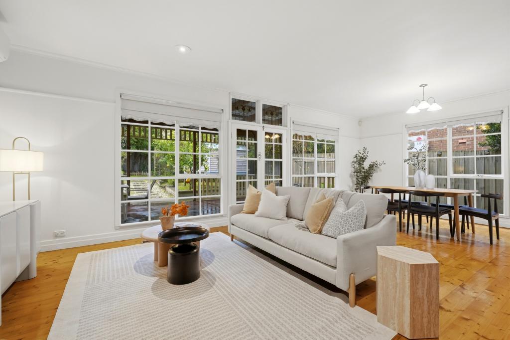 1 Westbrook St, Kew East, VIC 3102