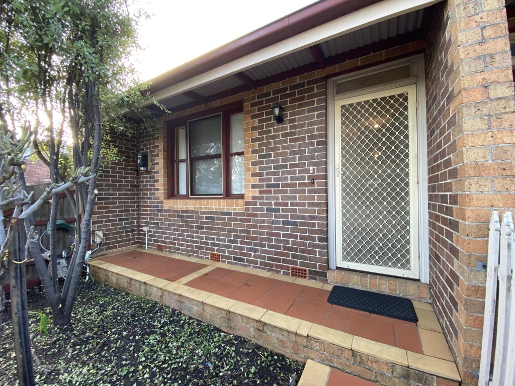 31A DENNIS ST, NORTHCOTE, VIC 3070