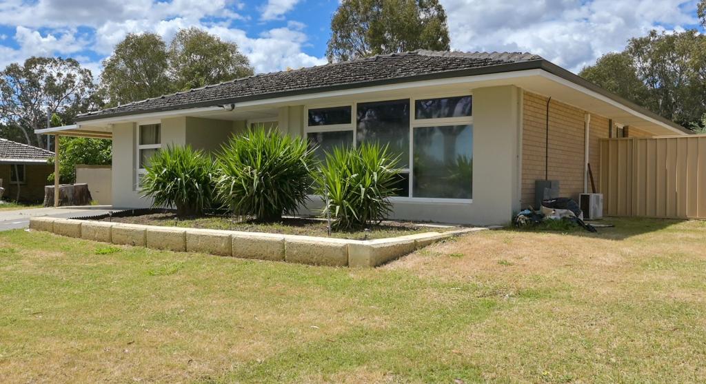 31 Wynne St, Hazelmere, WA 6055