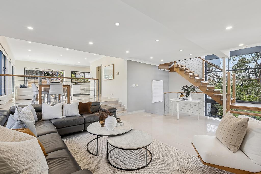 82 Deepwater Rd, Castle Cove, NSW 2069