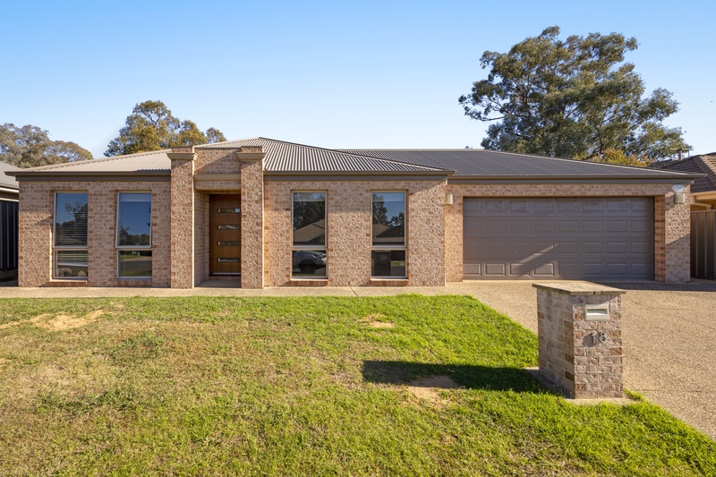 18 Redbox Dr, Thurgoona, NSW 2640