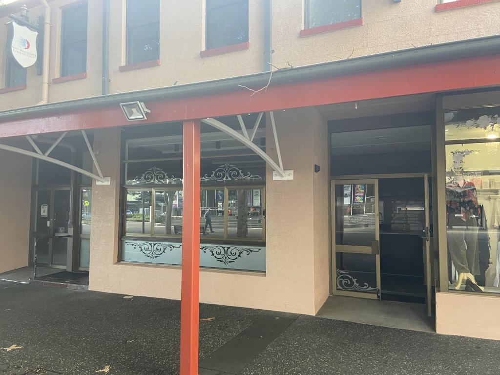 Shop 5/26 Clarence St, Port Macquarie, NSW 2444