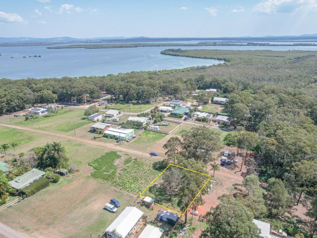 5 Petunia St, Russell Island, QLD 4184