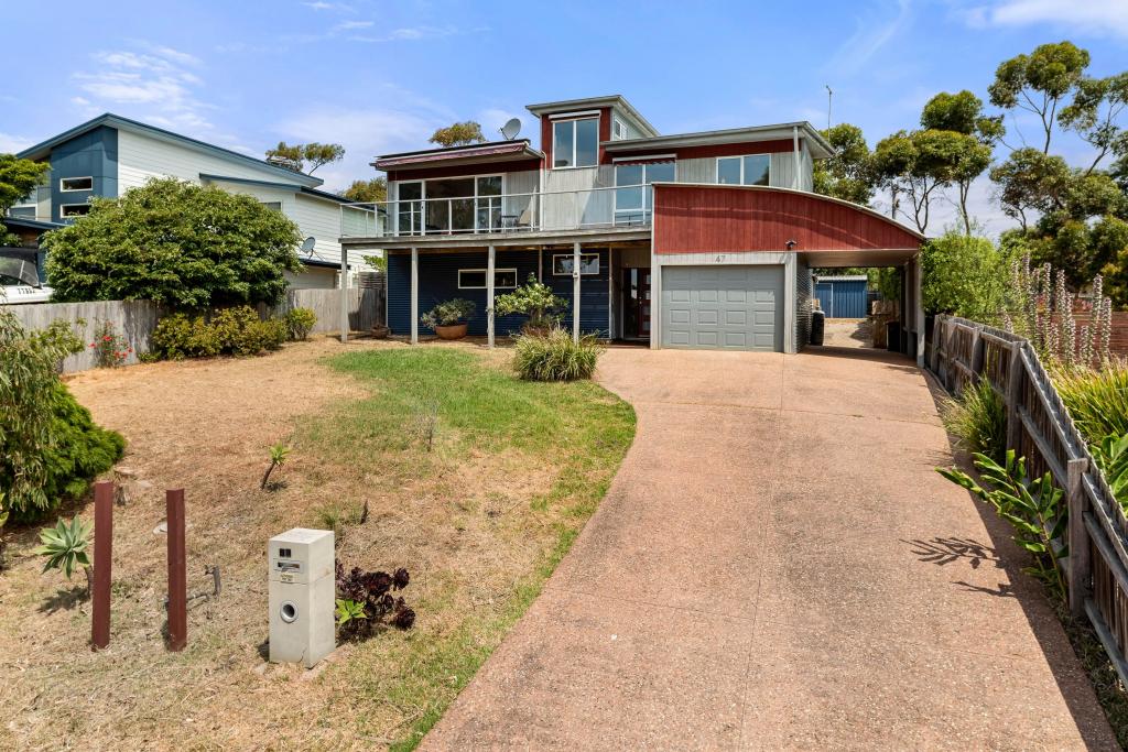 47 Norman Dr, Cowes, VIC 3922