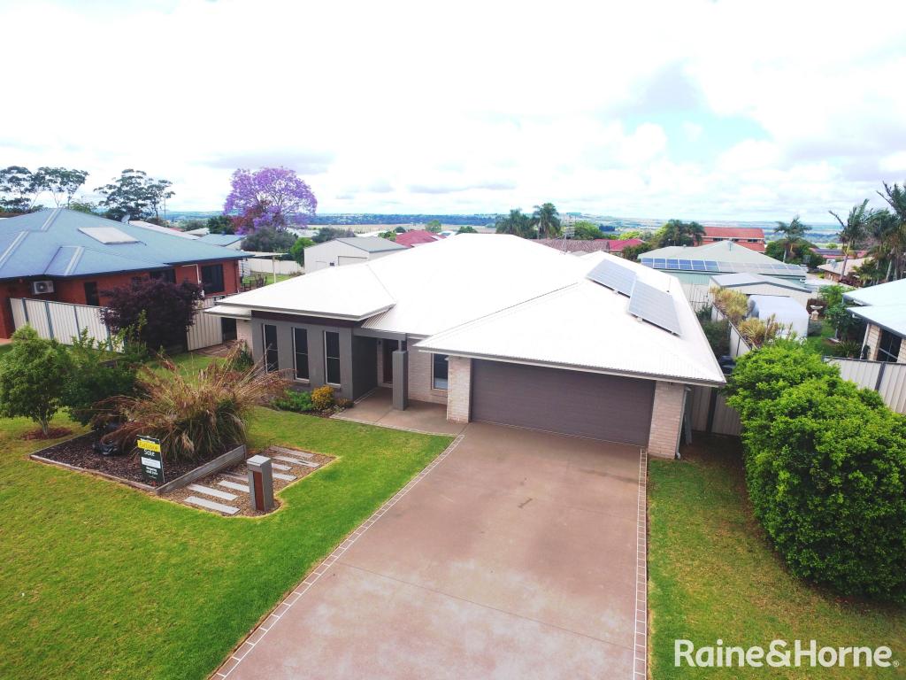 11 Bottlebrush St, Kingaroy, QLD 4610