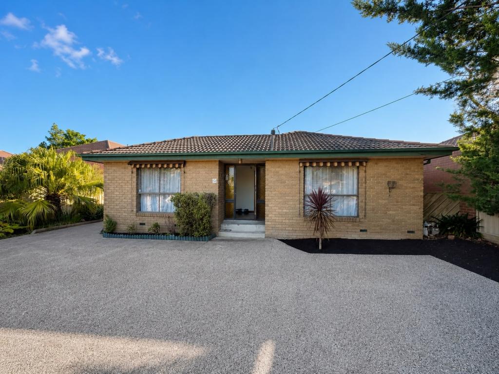 100 Harricks Cres, Attwood, VIC 3049
