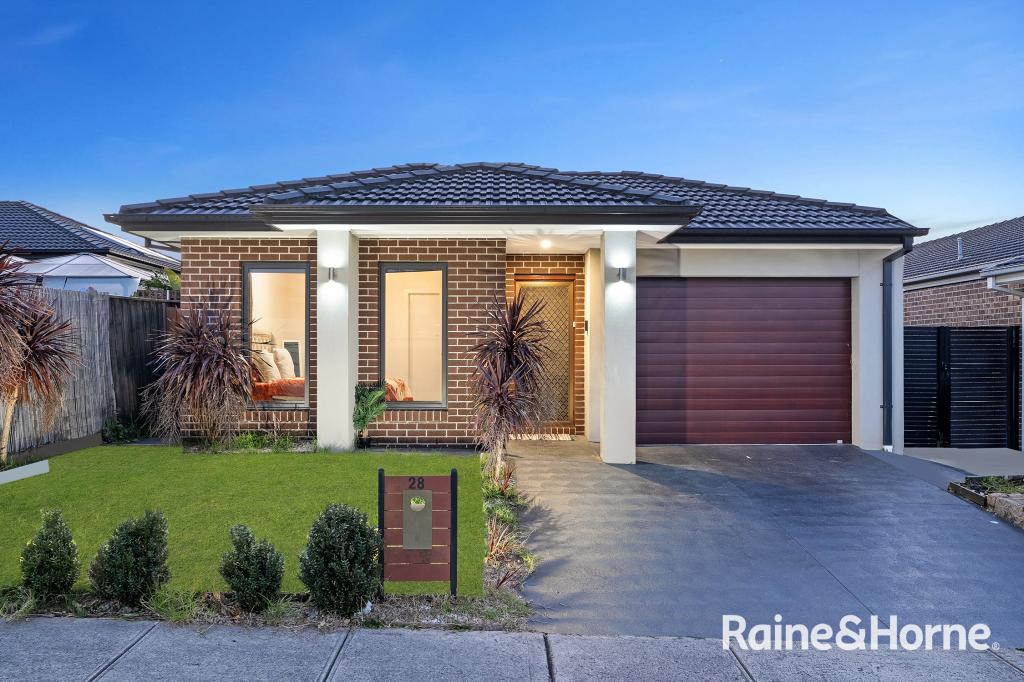 28 Yellowstone Ave, Clyde, VIC 3978