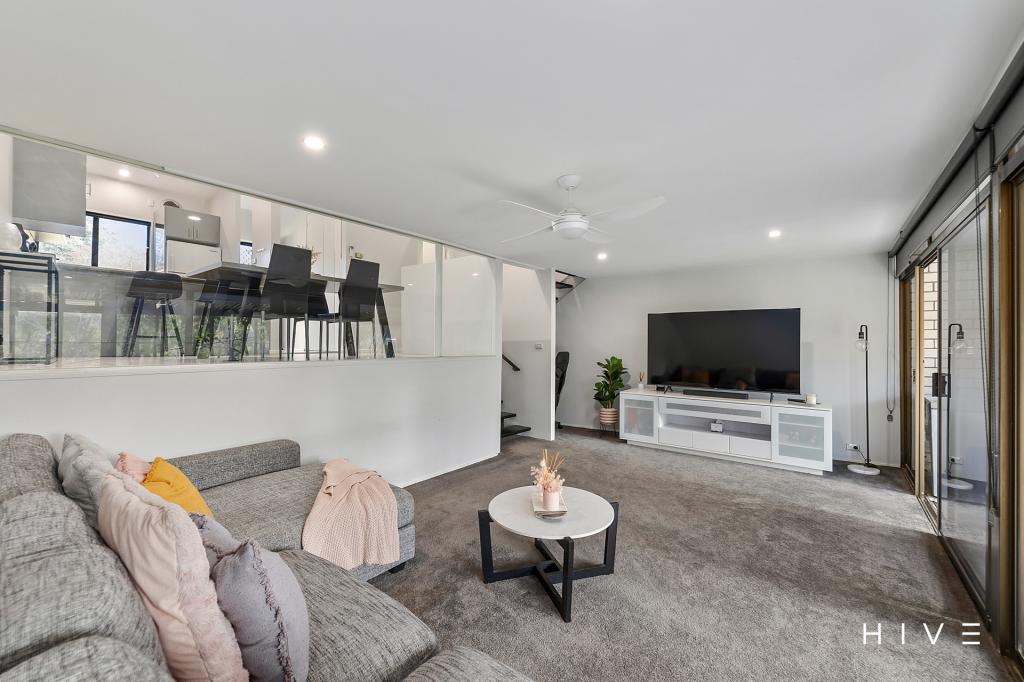 4/7 Clode Pl, Macgregor, ACT 2615