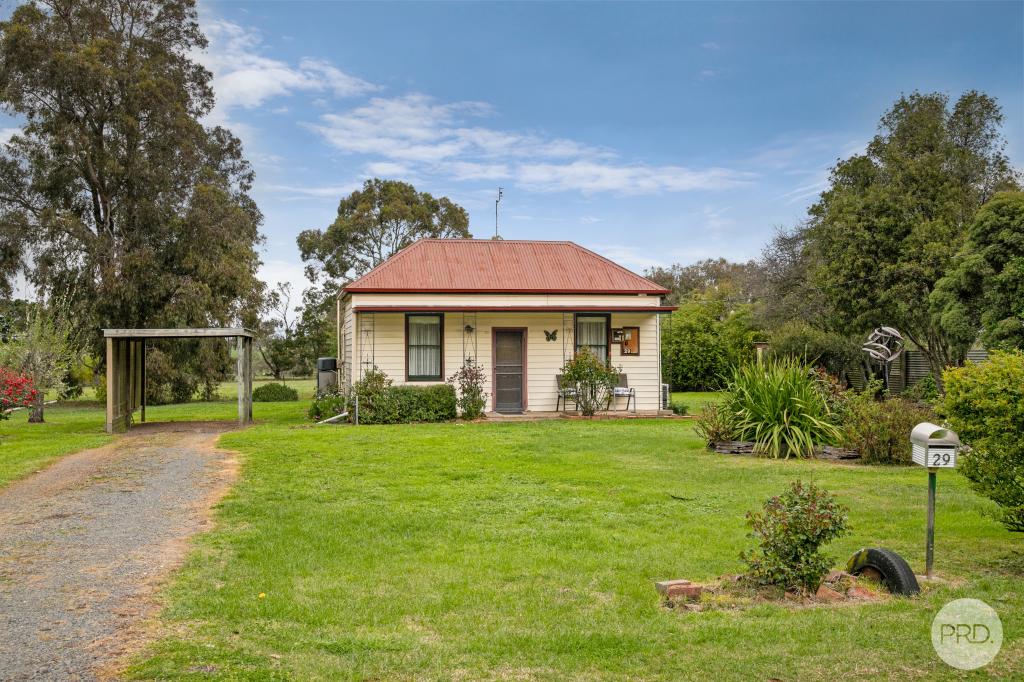 29 Lyons St, Skipton, VIC 3361