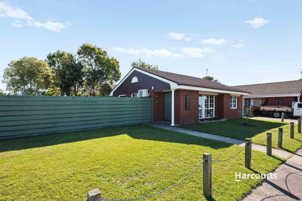 1/24-26 Henry St, Pakenham, VIC 3810