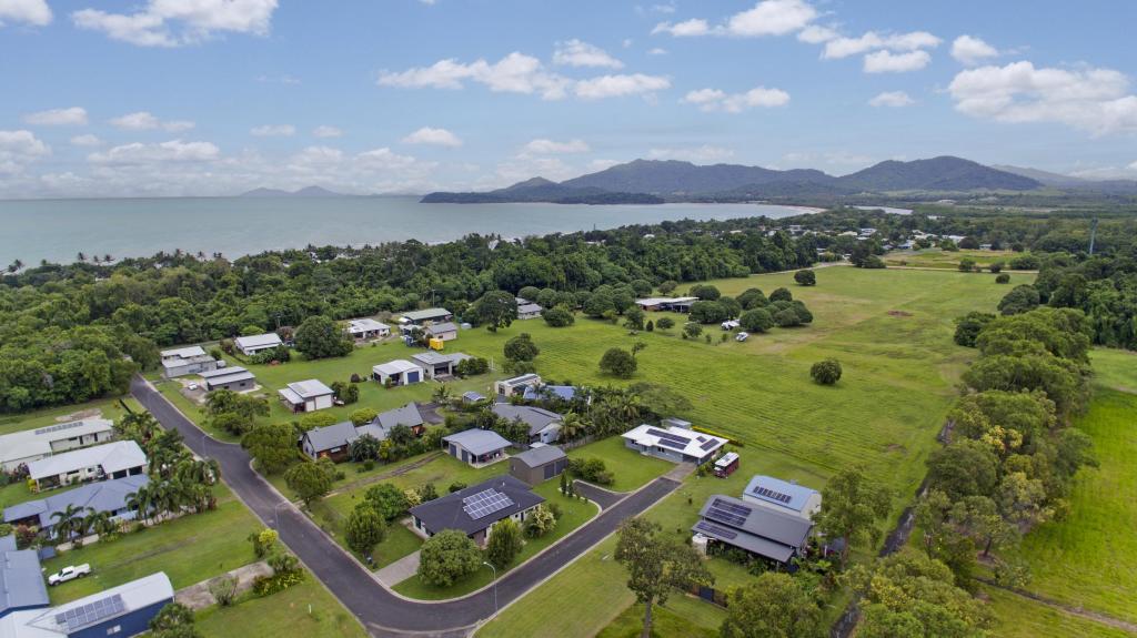 58 Illich St, Kurrimine Beach, QLD 4871