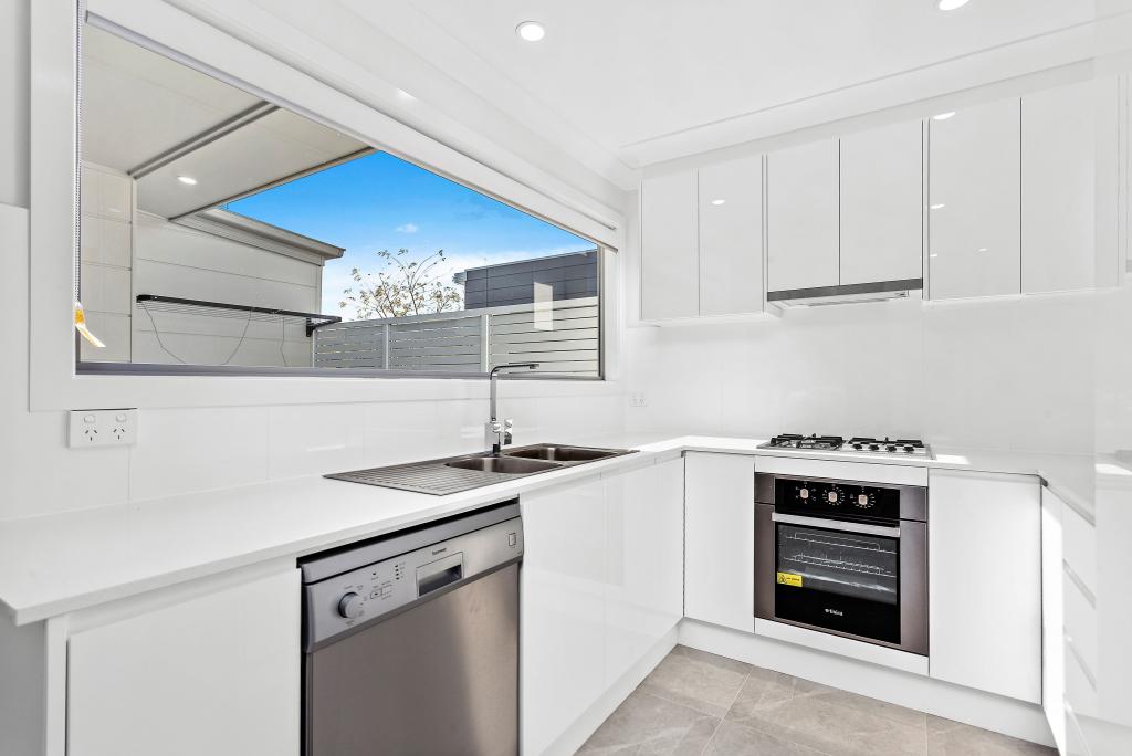 1/45 Rosemont St, Wollongong, NSW 2500