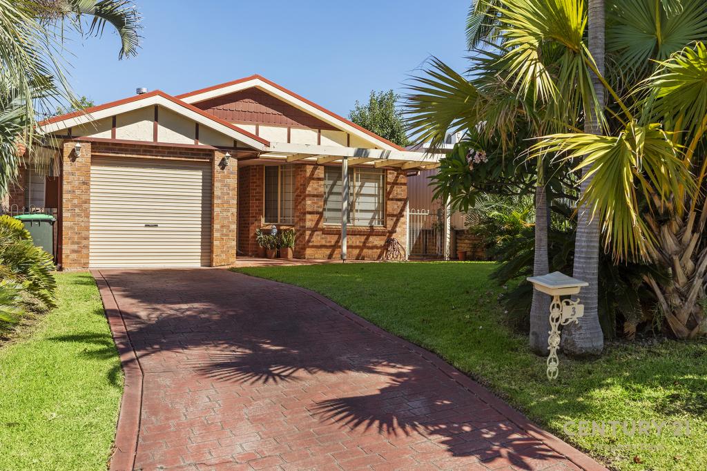 3 Kalbarri Cres, Bow Bowing, NSW 2566