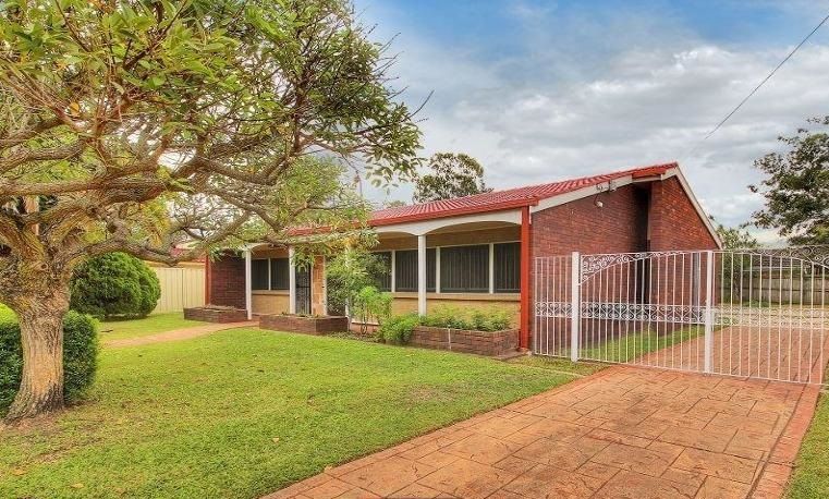 4 Longridge St, Macgregor, QLD 4109