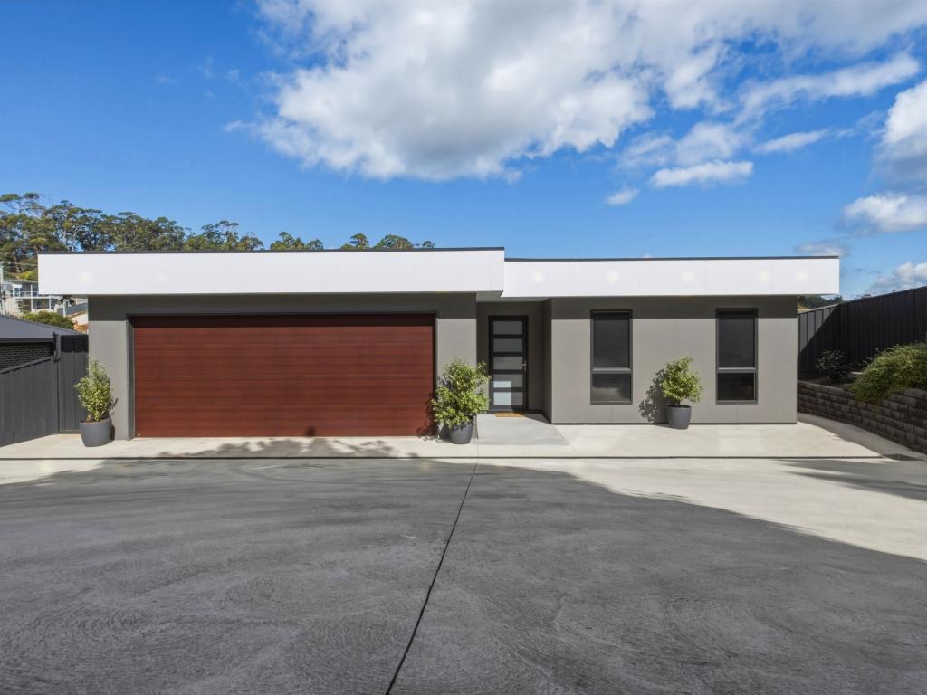 6 Gardiner Pl, Penguin, TAS 7316