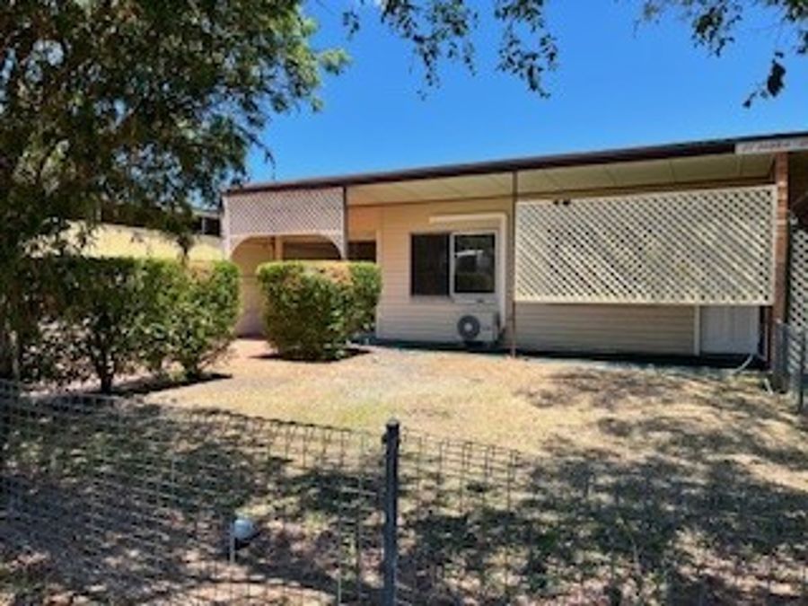 2/3 Swift St, Slade Point, QLD 4740