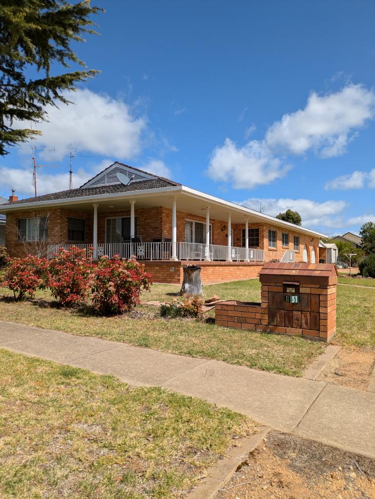 51 Warraderry St, Grenfell, NSW 2810