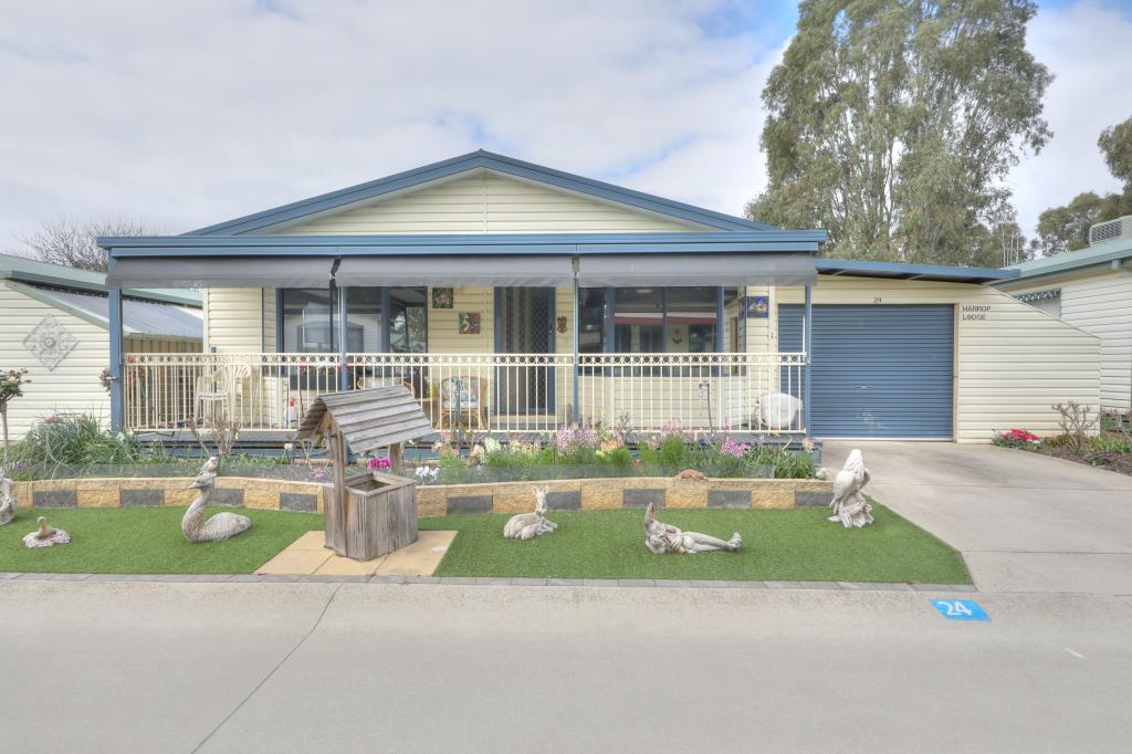 24 LAKESIDE DRIVE, COBRAM, VIC 3644